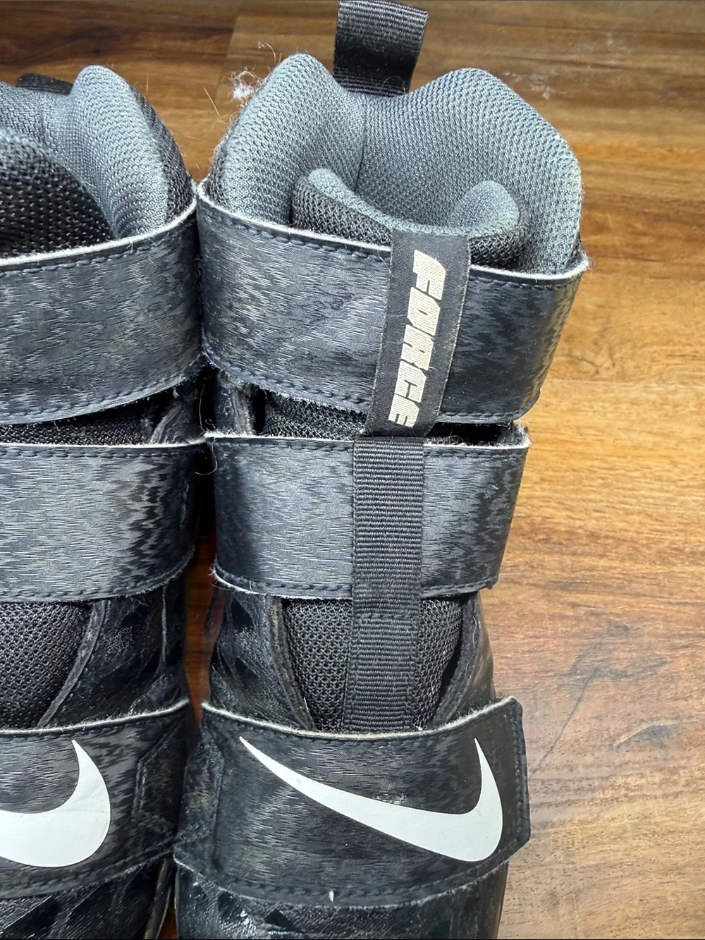 Nike Force Kids Black High-Top football/ sports cleats